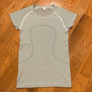 NEW Lululemon shirt